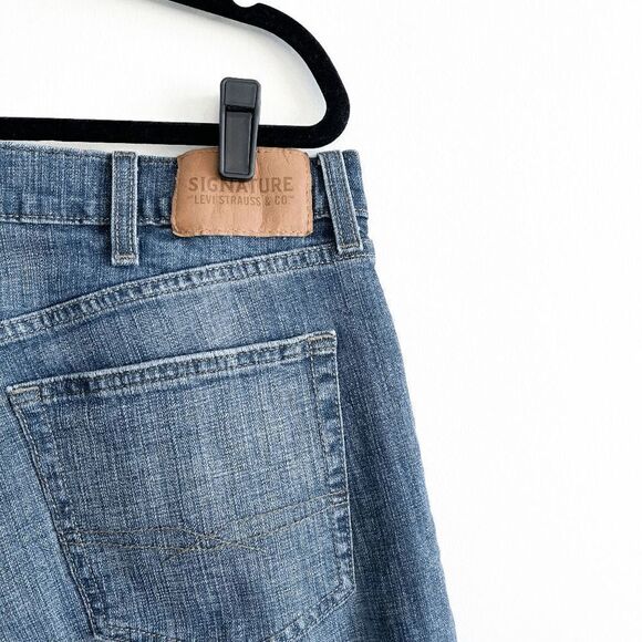 Signature Levi Strauss & Co. Mens Denim Jeans S61 Relaxed Blue Wash Size 38 - Picture 11 of 11